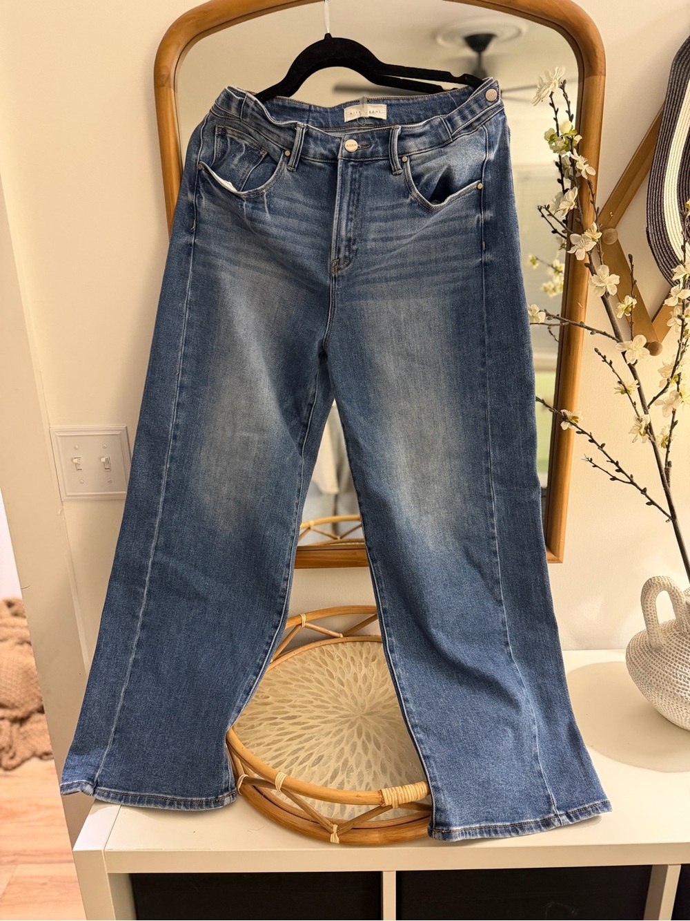 Risen Barrel Style Women’s Jeans, Slight Crop